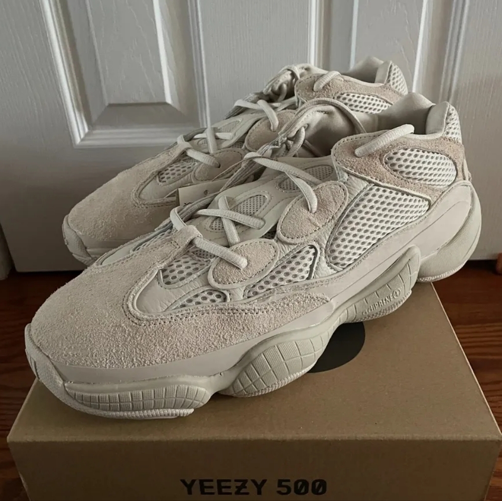 Yeezy 500 'blush' - Size 10US (men)/ 8UK (men)